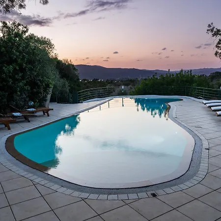 Turalis By Klodge Villa